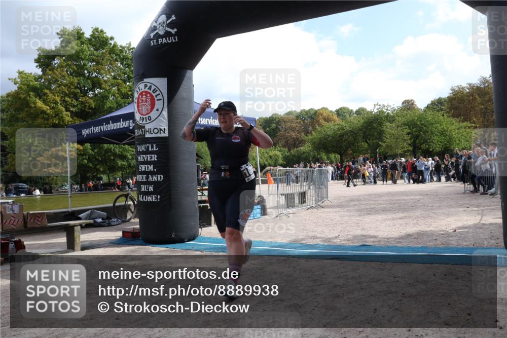 14.09.2025 - Stadtparktriathlon Strokosch-Dieckow http://msf.ph/oto/8889938 14.09.2025 12:47:44 Ziel 1008 meine-sportfotos.de