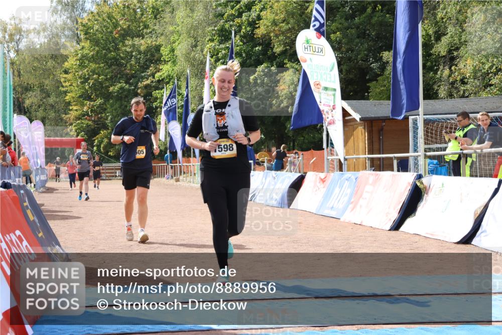 14.09.2025 - Airport Race Strokosch-Dieckow http://msf.ph/oto/8889956 14.09.2025 13:06:02 Ziel 1505, 1598, 1674 meine-sportfotos.de