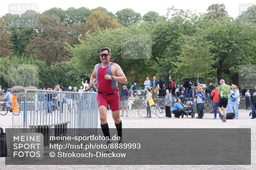 14.09.2025 - Stadtparktriathlon Strokosch-Dieckow http://msf.ph/oto/8889993 14.09.2025 12:51:08 Ziel 1162, 1186 meine-sportfotos.de