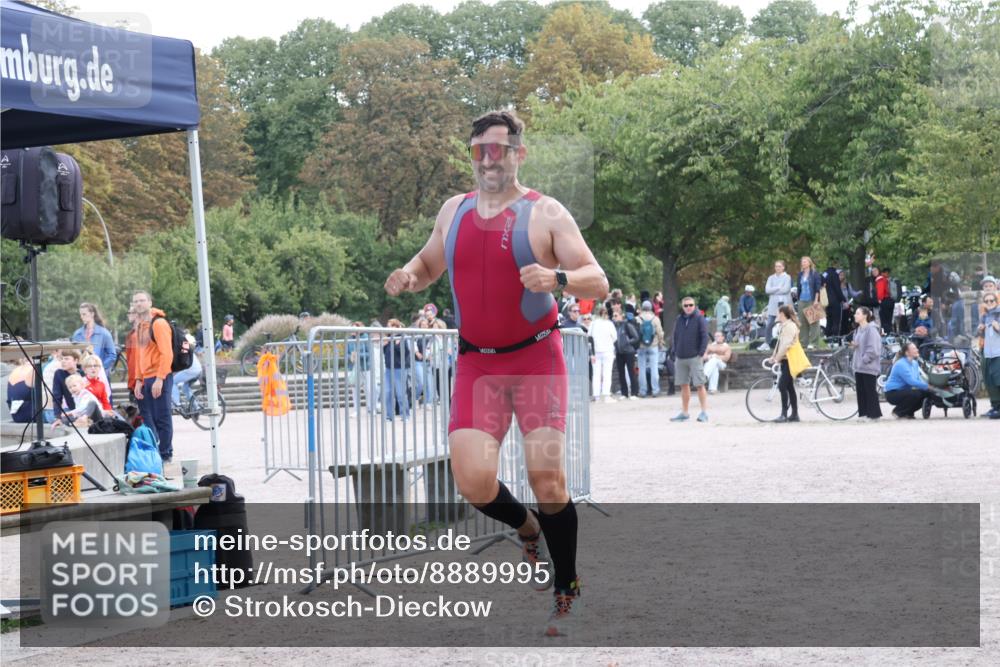 14.09.2025 - Stadtparktriathlon Strokosch-Dieckow http://msf.ph/oto/8889995 14.09.2025 12:51:09 Ziel 1162, 1186 meine-sportfotos.de