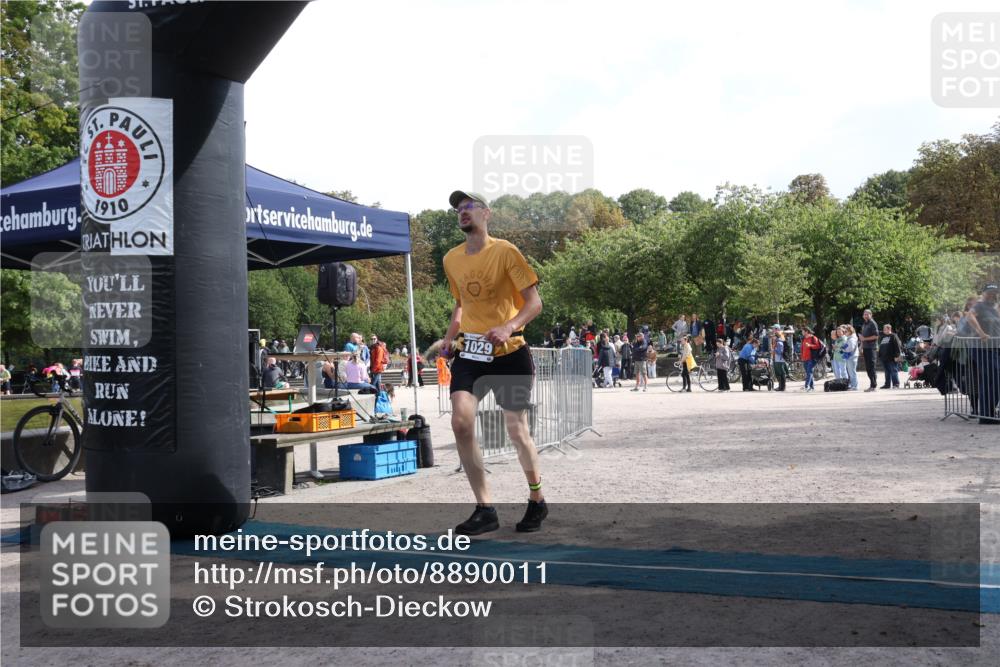 14.09.2025 - Stadtparktriathlon Strokosch-Dieckow http://msf.ph/oto/8890011 14.09.2025 12:51:45 Ziel 1029 meine-sportfotos.de