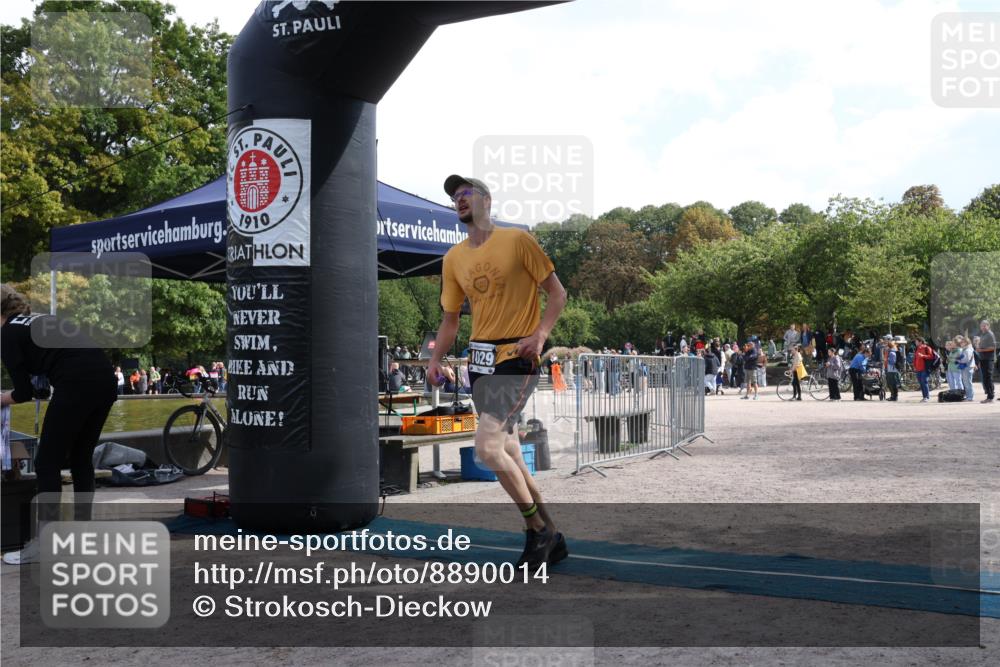 14.09.2025 - Stadtparktriathlon Strokosch-Dieckow http://msf.ph/oto/8890014 14.09.2025 12:51:46 Ziel 1029 meine-sportfotos.de