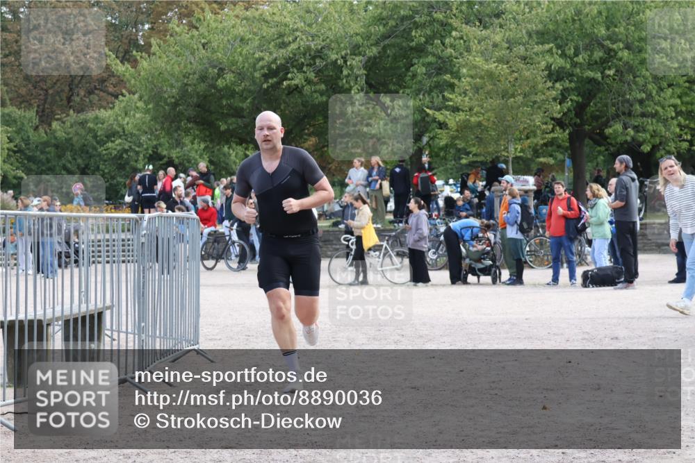 14.09.2025 - Stadtparktriathlon Strokosch-Dieckow http://msf.ph/oto/8890036 14.09.2025 12:52:03 Ziel 1061 meine-sportfotos.de