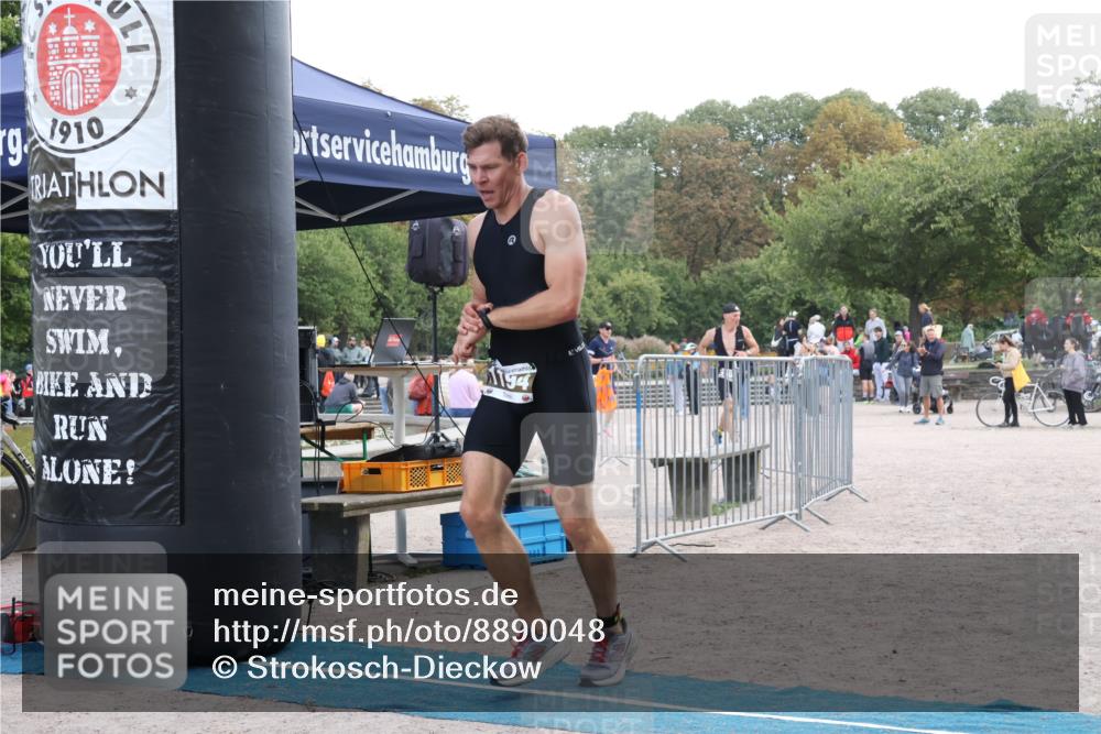 14.09.2025 - Stadtparktriathlon Strokosch-Dieckow http://msf.ph/oto/8890048 14.09.2025 12:52:18 Ziel 1194, 1209 meine-sportfotos.de
