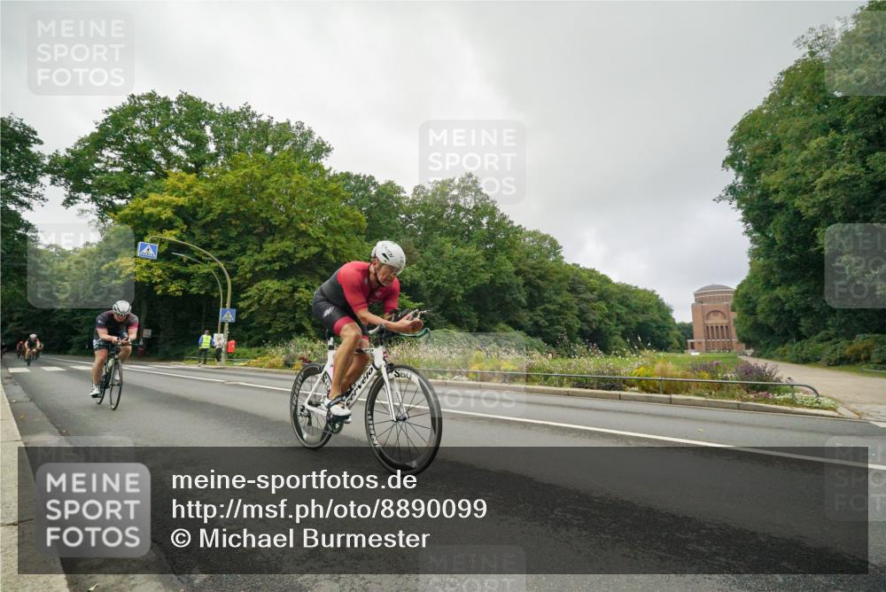 14.09.2025 - Stadtparktriathlon Michael Burmester http://msf.ph/oto/8890099 14.09.2025 09:28:22 Radfahren 311, 327, 382, 393, 400, 413, 414, 423, 430, 435, 448 meine-sportfotos.de