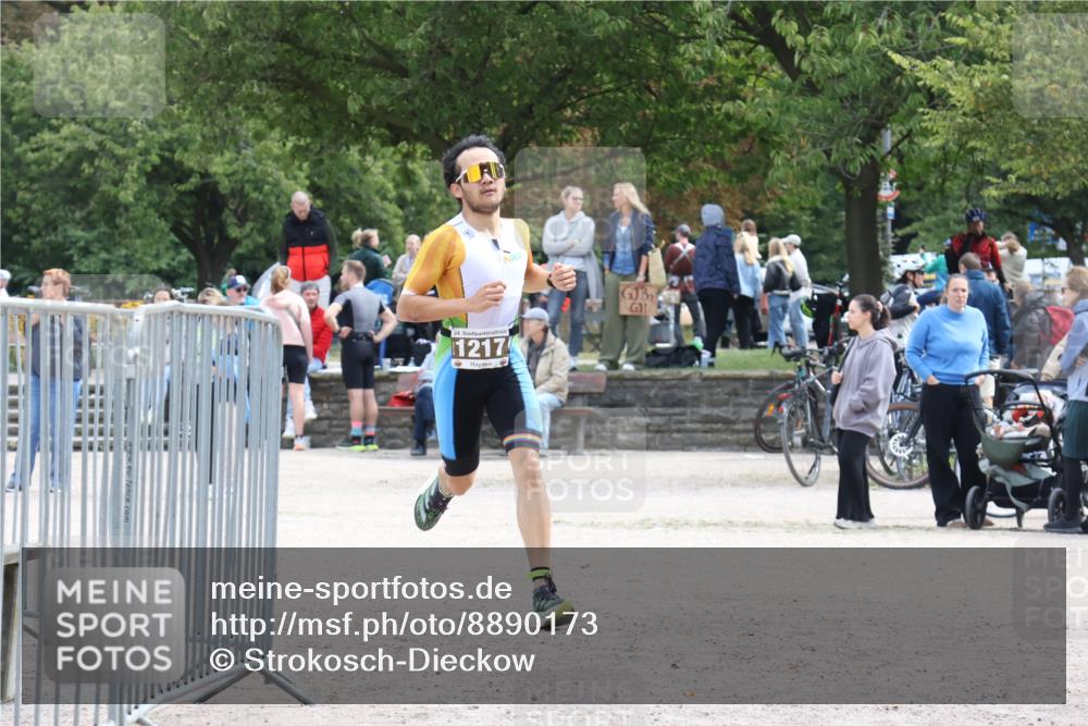 14.09.2025 - Stadtparktriathlon Strokosch-Dieckow http://msf.ph/oto/8890173 14.09.2025 12:54:43 Ziel 1217 meine-sportfotos.de