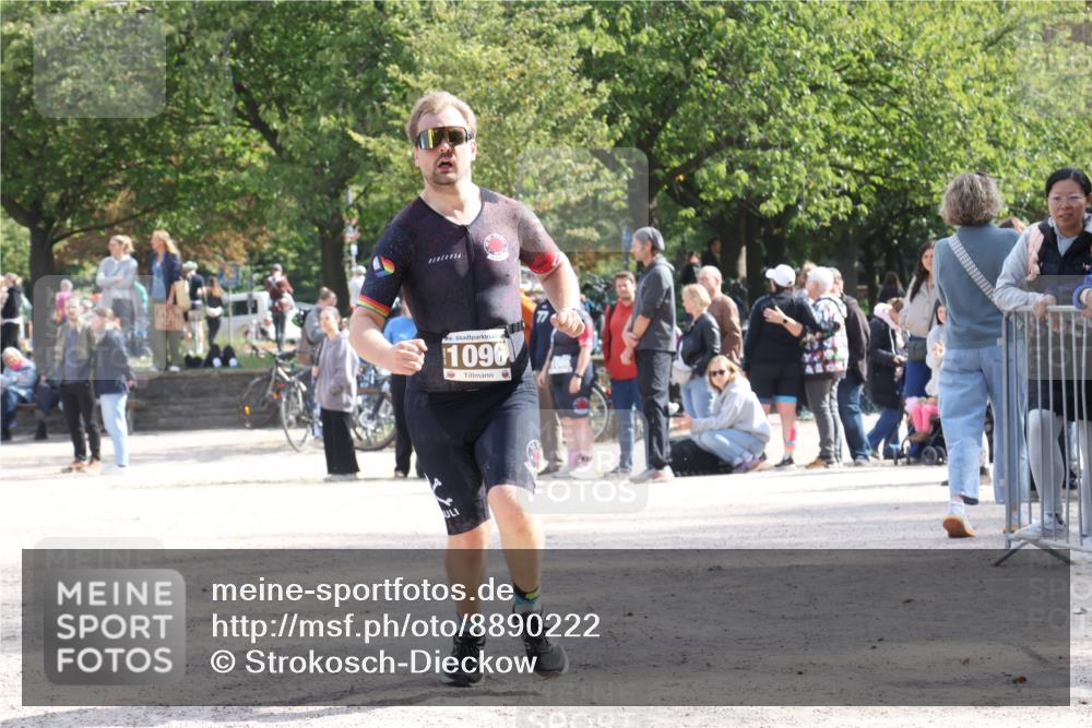 14.09.2025 - Stadtparktriathlon Strokosch-Dieckow http://msf.ph/oto/8890222 14.09.2025 12:55:43 Ziel 1096 meine-sportfotos.de