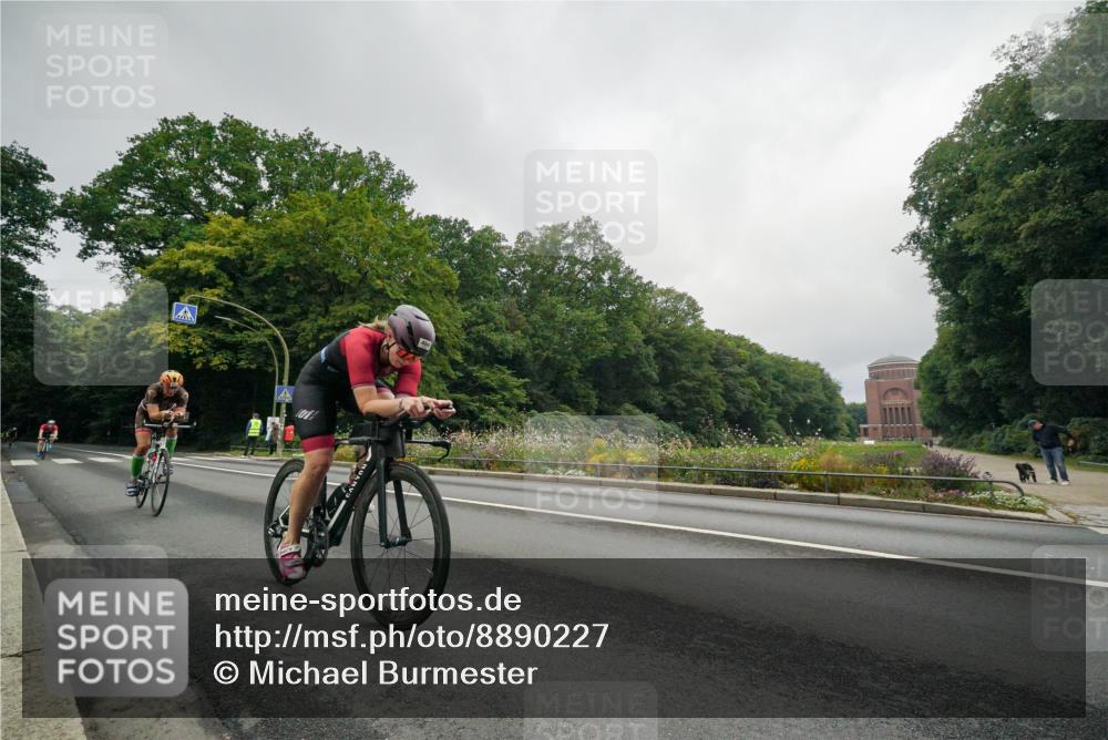 14.09.2025 - Stadtparktriathlon Michael Burmester http://msf.ph/oto/8890227 14.09.2025 09:33:18 Radfahren 447, 452, 455, 464, 465, 482 meine-sportfotos.de