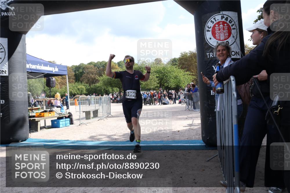 14.09.2025 - Stadtparktriathlon Strokosch-Dieckow http://msf.ph/oto/8890230 14.09.2025 12:55:44 Ziel 1096 meine-sportfotos.de