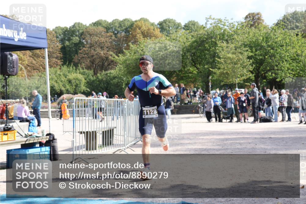 14.09.2025 - Stadtparktriathlon Strokosch-Dieckow http://msf.ph/oto/8890279 14.09.2025 12:56:33 Ziel 1128 meine-sportfotos.de