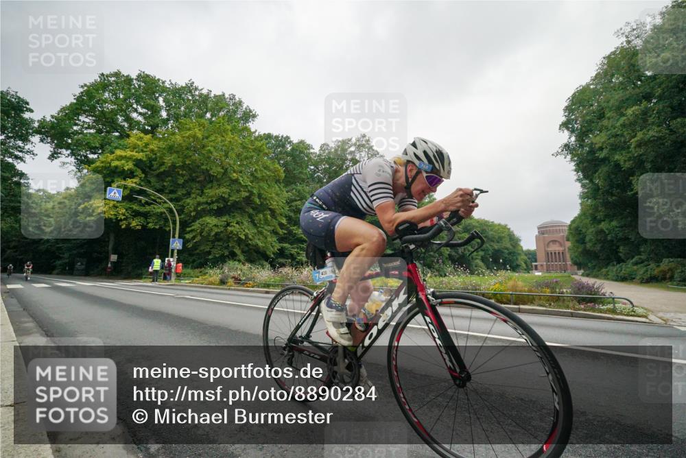 14.09.2025 - Stadtparktriathlon Michael Burmester http://msf.ph/oto/8890284 14.09.2025 09:34:52 Radfahren 383, 386, 393, 438, 477, 492 meine-sportfotos.de