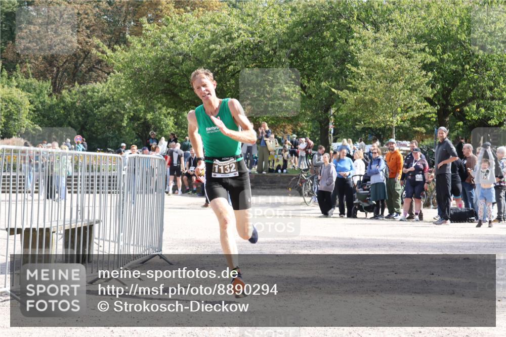 14.09.2025 - Stadtparktriathlon Strokosch-Dieckow http://msf.ph/oto/8890294 14.09.2025 12:56:50 Ziel 1132 meine-sportfotos.de