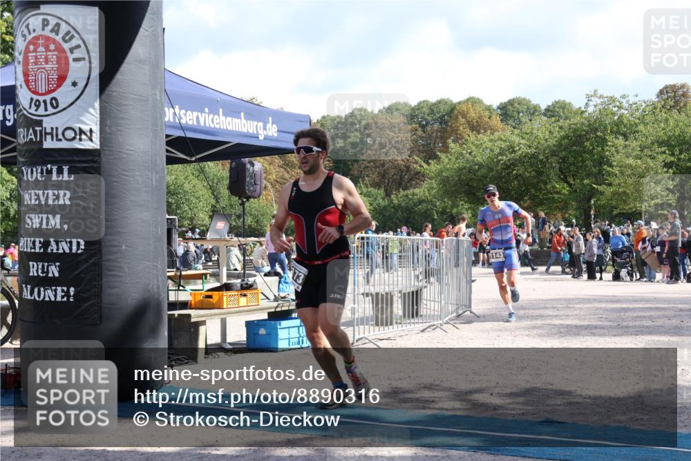 14.09.2025 - Stadtparktriathlon Strokosch-Dieckow http://msf.ph/oto/8890316 14.09.2025 12:57:50 Ziel 1143, 1160, 1173 meine-sportfotos.de