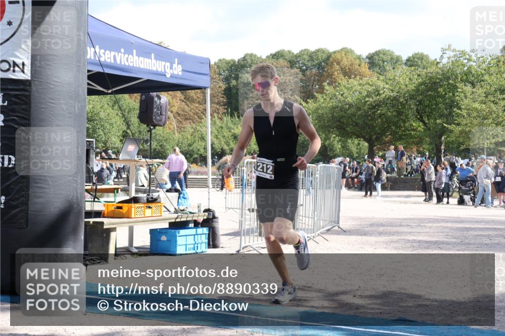 14.09.2025 - Stadtparktriathlon Strokosch-Dieckow http://msf.ph/oto/8890339 14.09.2025 12:58:01 Ziel 1212 meine-sportfotos.de