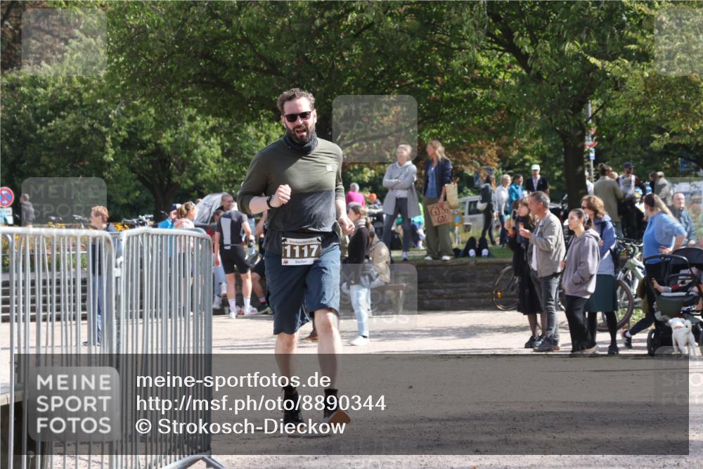 14.09.2025 - Stadtparktriathlon Strokosch-Dieckow http://msf.ph/oto/8890344 14.09.2025 12:58:09 Ziel 1117 meine-sportfotos.de