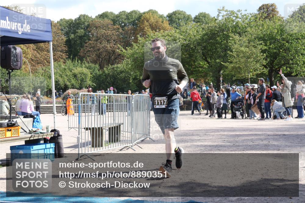 14.09.2025 - Stadtparktriathlon Strokosch-Dieckow http://msf.ph/oto/8890351 14.09.2025 12:58:12 Ziel 1117 meine-sportfotos.de