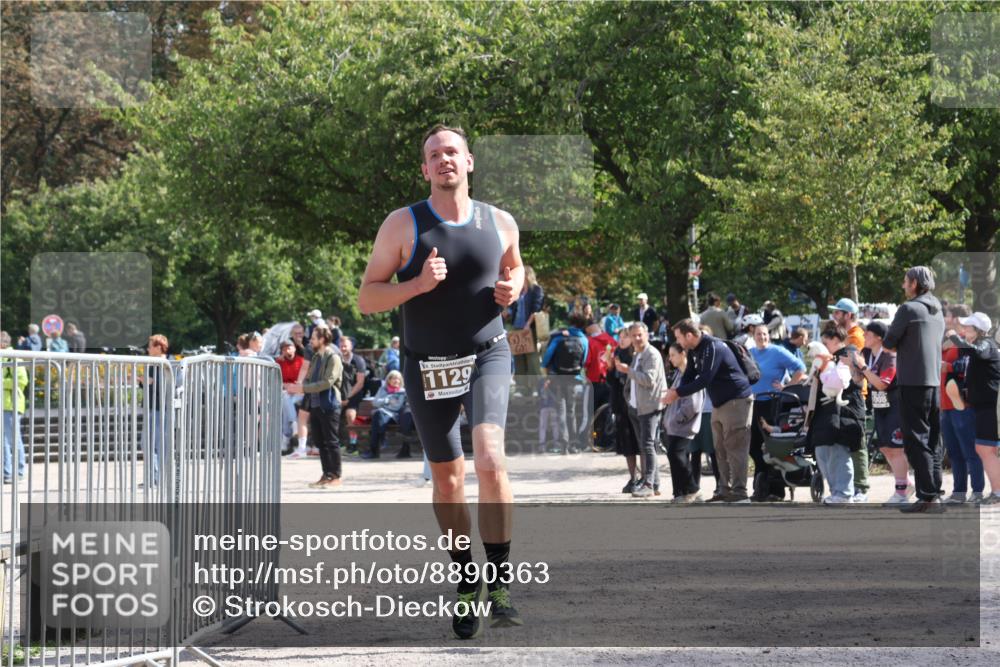 14.09.2025 - Stadtparktriathlon Strokosch-Dieckow http://msf.ph/oto/8890363 14.09.2025 12:58:20 Ziel 1129 meine-sportfotos.de