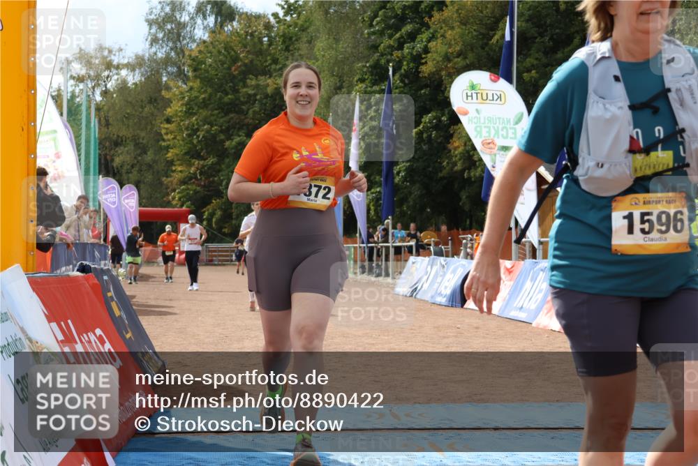 14.09.2025 - Airport Race Strokosch-Dieckow http://msf.ph/oto/8890422 14.09.2025 13:07:18 Ziel 1372, 1596, 1832 meine-sportfotos.de