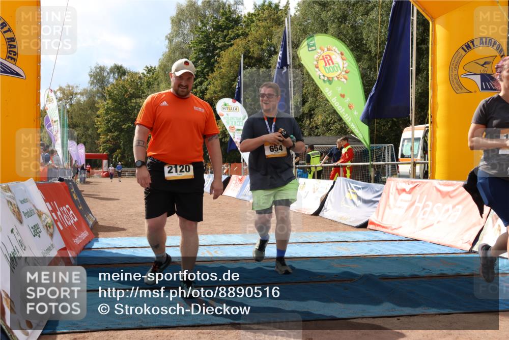 14.09.2025 - Airport Race Strokosch-Dieckow http://msf.ph/oto/8890516 14.09.2025 13:07:37 Ziel 1304, 2120 meine-sportfotos.de