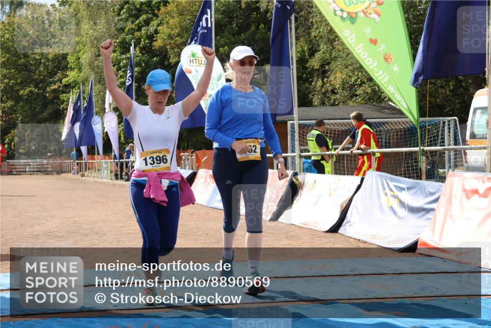 14.09.2025 - Airport Race Strokosch-Dieckow http://msf.ph/oto/8890569 14.09.2025 13:07:57 Ziel 662, 1271, 1396 meine-sportfotos.de