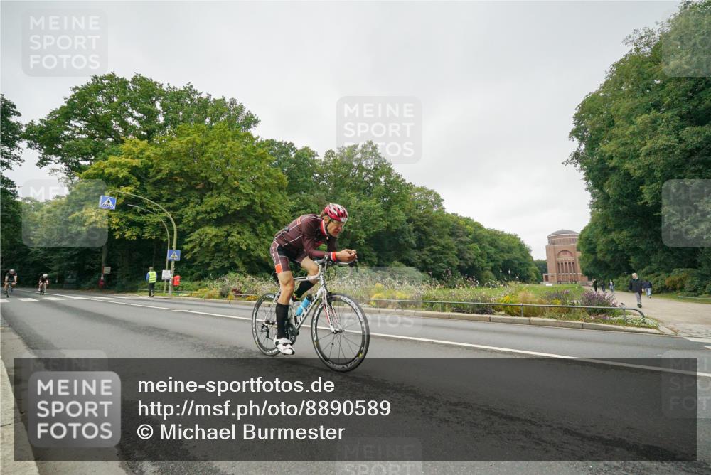 14.09.2025 - Stadtparktriathlon Michael Burmester http://msf.ph/oto/8890589 14.09.2025 09:54:35 Radfahren 514, 525, 548, 551, 565 meine-sportfotos.de
