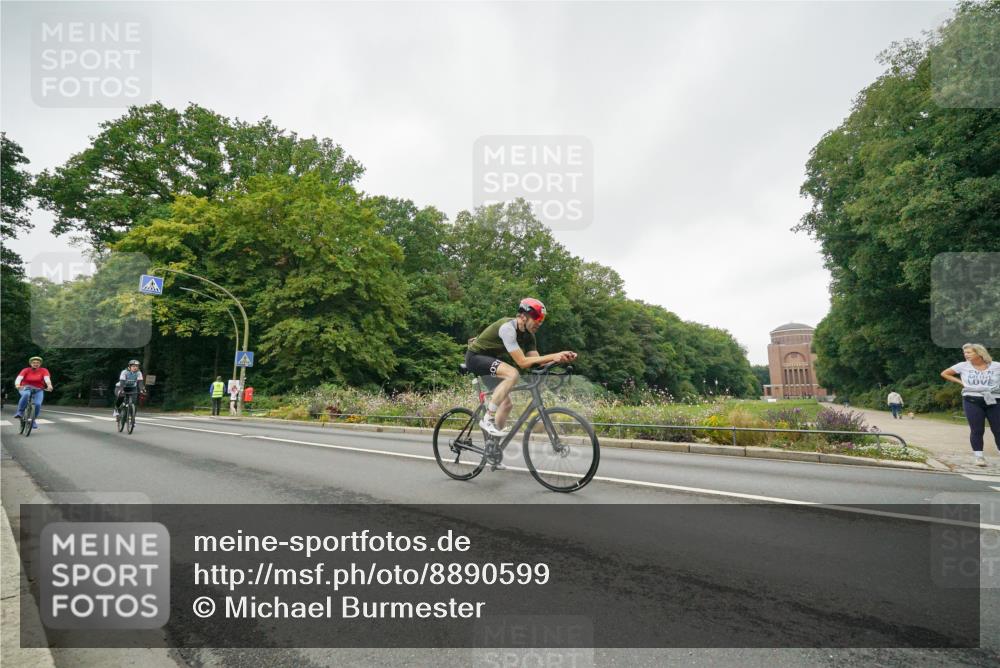 14.09.2025 - Stadtparktriathlon Michael Burmester http://msf.ph/oto/8890599 14.09.2025 09:55:09 Radfahren 509, 530, 554, 555, 571, 573, 578, 592, 602 meine-sportfotos.de