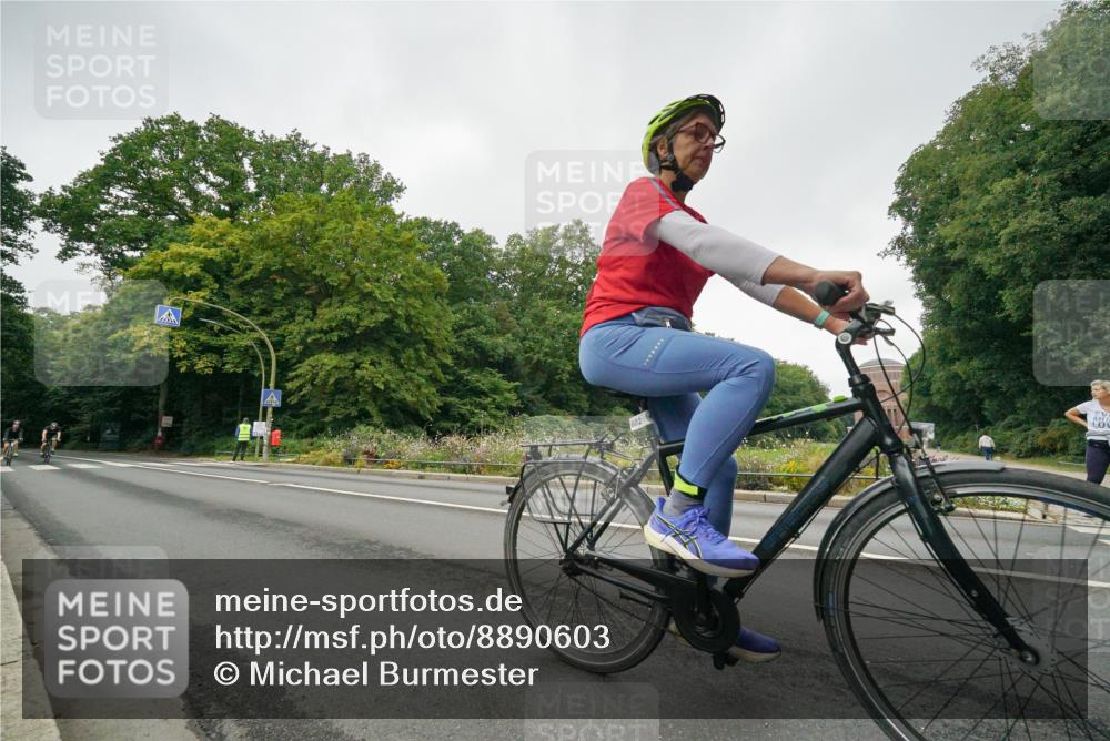 14.09.2025 - Stadtparktriathlon Michael Burmester http://msf.ph/oto/8890603 14.09.2025 09:55:12 Radfahren 509, 530, 532, 534, 536, 554, 571, 573, 578, 592, 602 meine-sportfotos.de