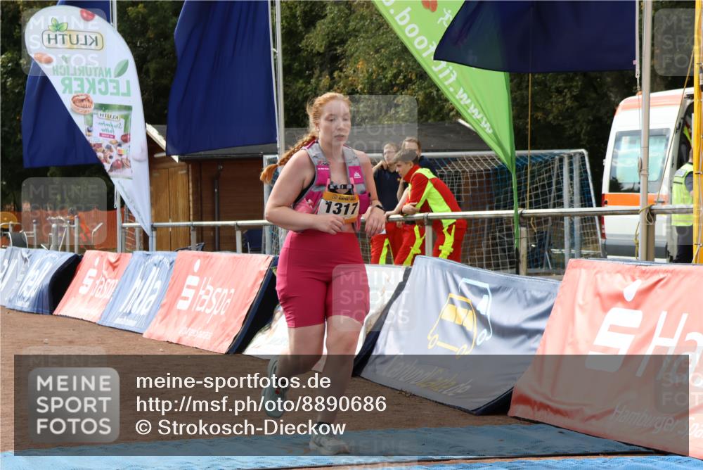 14.09.2025 - Airport Race Strokosch-Dieckow http://msf.ph/oto/8890686 14.09.2025 13:08:40 Ziel 974, 1317, 1546 meine-sportfotos.de