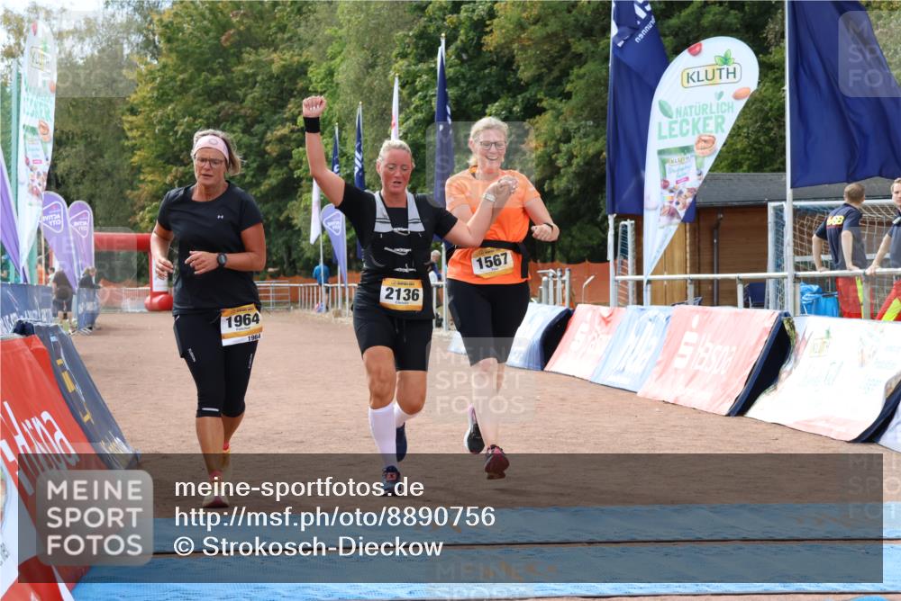 14.09.2025 - Airport Race Strokosch-Dieckow http://msf.ph/oto/8890756 14.09.2025 13:09:01 Ziel 1567, 2136 meine-sportfotos.de