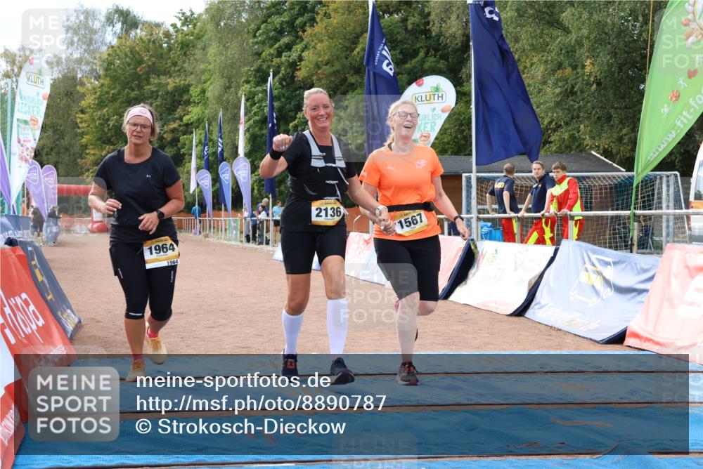 14.09.2025 - Airport Race Strokosch-Dieckow http://msf.ph/oto/8890787 14.09.2025 13:09:02 Ziel 1567, 2136 meine-sportfotos.de