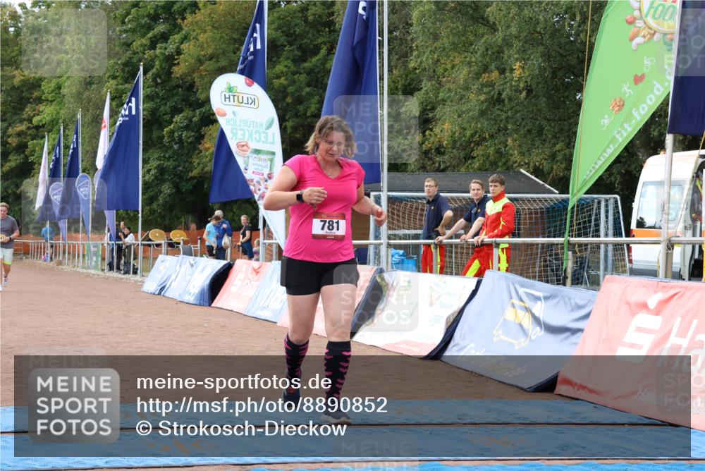 14.09.2025 - Airport Race Strokosch-Dieckow http://msf.ph/oto/8890852 14.09.2025 13:10:04 Ziel 781, 4247 meine-sportfotos.de