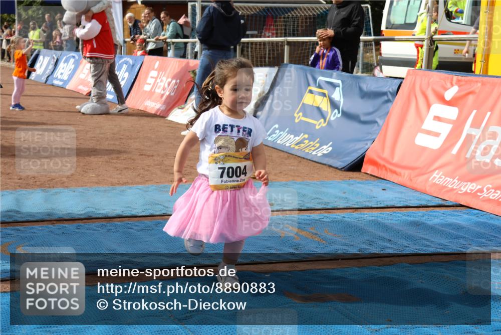 14.09.2025 - Airport Race Strokosch-Dieckow http://msf.ph/oto/8890883 14.09.2025 11:22:54 Ziel  meine-sportfotos.de