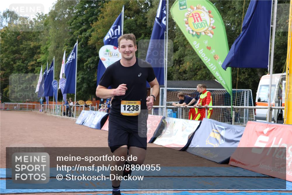 14.09.2025 - Airport Race Strokosch-Dieckow http://msf.ph/oto/8890955 14.09.2025 13:10:35 Ziel 1160, 1238 meine-sportfotos.de