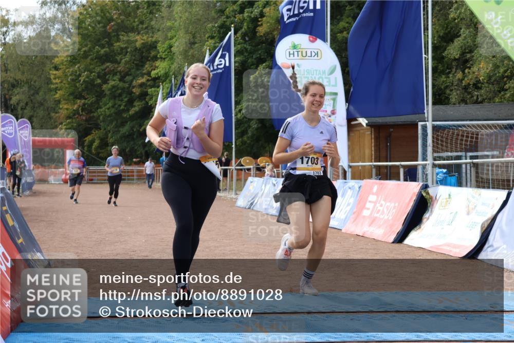 14.09.2025 - Airport Race Strokosch-Dieckow http://msf.ph/oto/8891028 14.09.2025 13:12:13 Ziel 532, 1015, 1703 meine-sportfotos.de