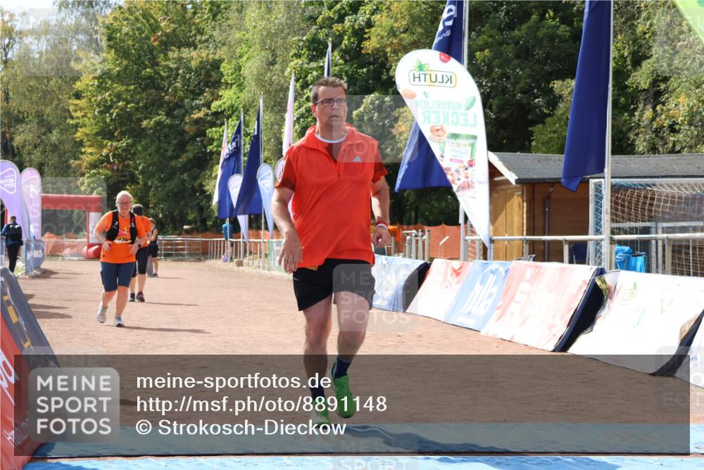 14.09.2025 - Airport Race Strokosch-Dieckow http://msf.ph/oto/8891148 14.09.2025 13:13:48 Ziel 376, 1385, 1386 meine-sportfotos.de