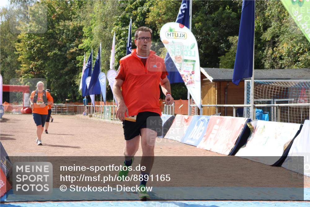 14.09.2025 - Airport Race Strokosch-Dieckow http://msf.ph/oto/8891165 14.09.2025 13:13:49 Ziel 376, 1385, 1386 meine-sportfotos.de