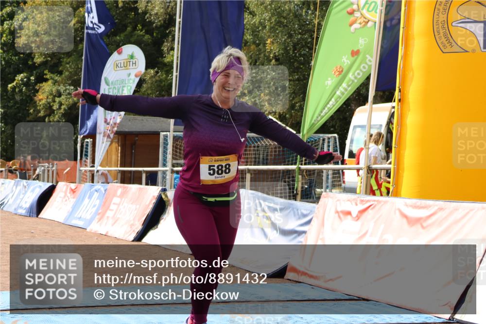14.09.2025 - Airport Race Strokosch-Dieckow http://msf.ph/oto/8891432 14.09.2025 13:15:41 Ziel 588 meine-sportfotos.de