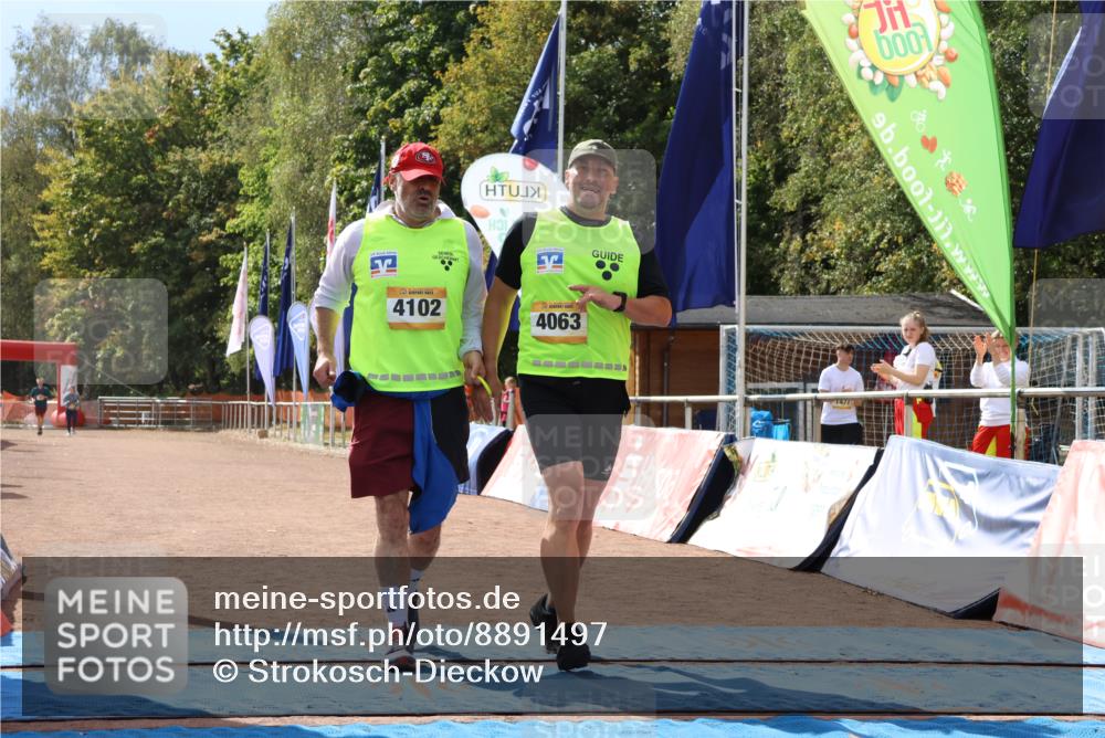 14.09.2025 - Airport Race Strokosch-Dieckow http://msf.ph/oto/8891497 14.09.2025 13:17:07 Ziel 483, 4063, 4102 meine-sportfotos.de