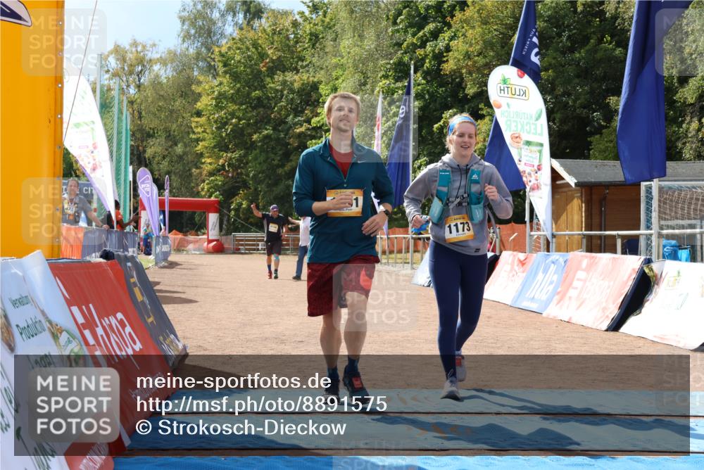 14.09.2025 - Airport Race Strokosch-Dieckow http://msf.ph/oto/8891575 14.09.2025 13:17:32 Ziel 1173, 1251 meine-sportfotos.de
