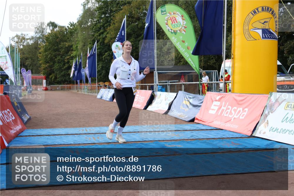 14.09.2025 - Airport Race Strokosch-Dieckow http://msf.ph/oto/8891786 14.09.2025 13:19:39 Ziel 1545 meine-sportfotos.de