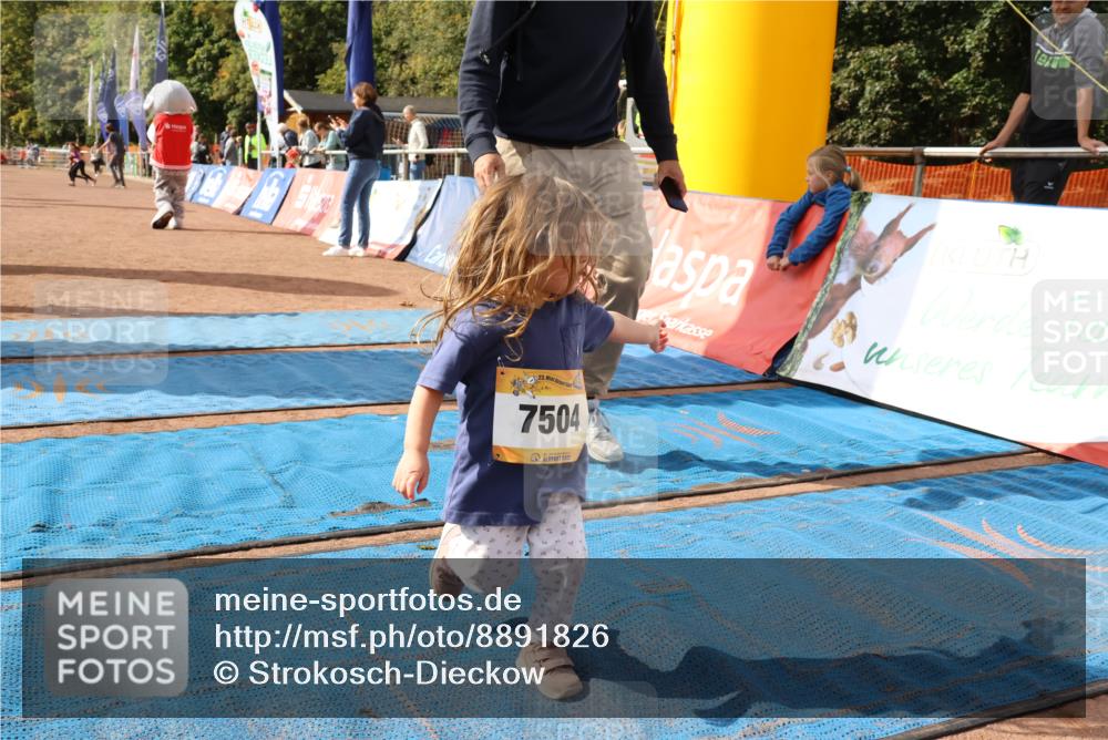 14.09.2025 - Airport Race Strokosch-Dieckow http://msf.ph/oto/8891826 14.09.2025 11:23:36 Ziel  meine-sportfotos.de