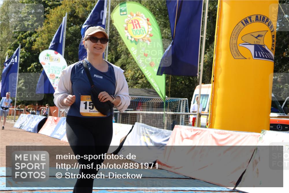 14.09.2025 - Airport Race Strokosch-Dieckow http://msf.ph/oto/8891971 14.09.2025 13:23:05 Ziel 1517 meine-sportfotos.de