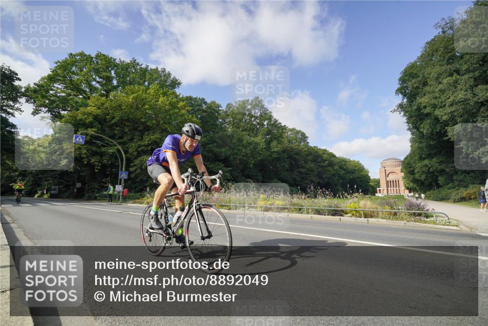 14.09.2025 - Stadtparktriathlon Michael Burmester http://msf.ph/oto/8892049 14.09.2025 10:55:25 Radfahren 762, 770, 842, 875 meine-sportfotos.de