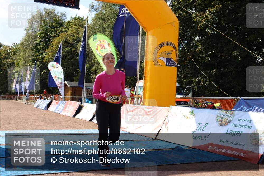 14.09.2025 - Airport Race Strokosch-Dieckow http://msf.ph/oto/8892102 14.09.2025 13:25:06 Ziel 1244 meine-sportfotos.de