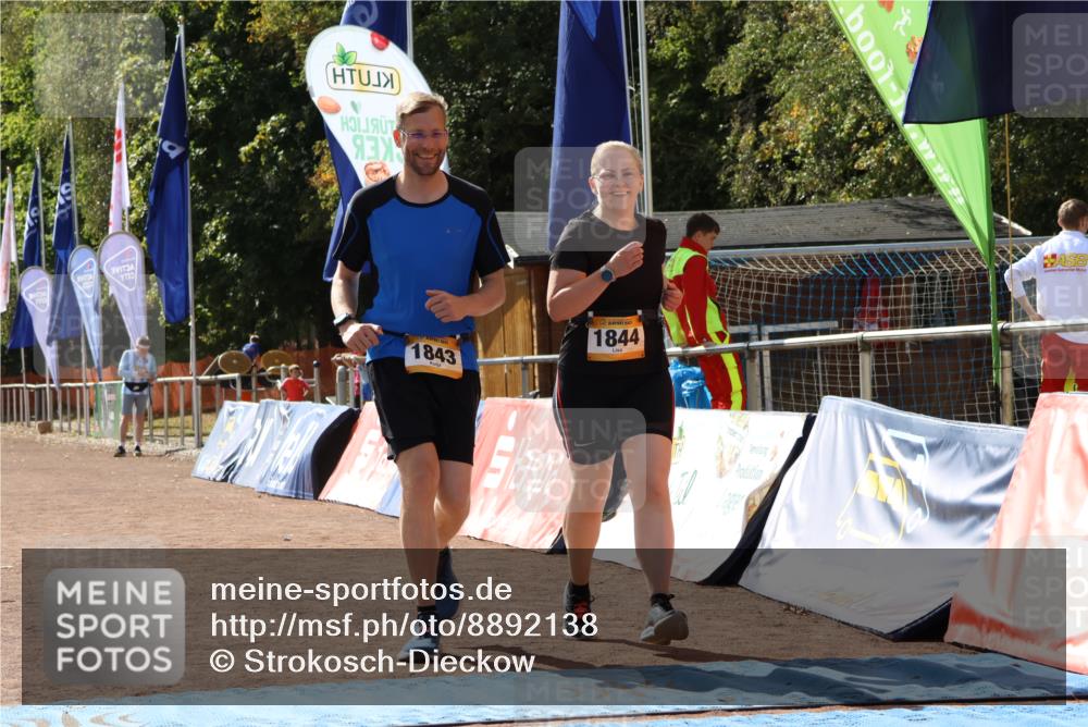 14.09.2025 - Airport Race Strokosch-Dieckow http://msf.ph/oto/8892138 14.09.2025 13:26:07 Ziel 1843, 1844 meine-sportfotos.de