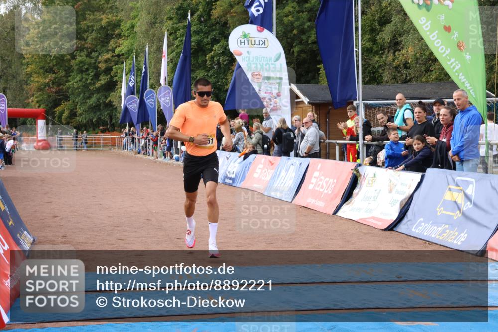 14.09.2025 - Airport Race Strokosch-Dieckow http://msf.ph/oto/8892221 14.09.2025 11:58:47 Ziel 4051 meine-sportfotos.de