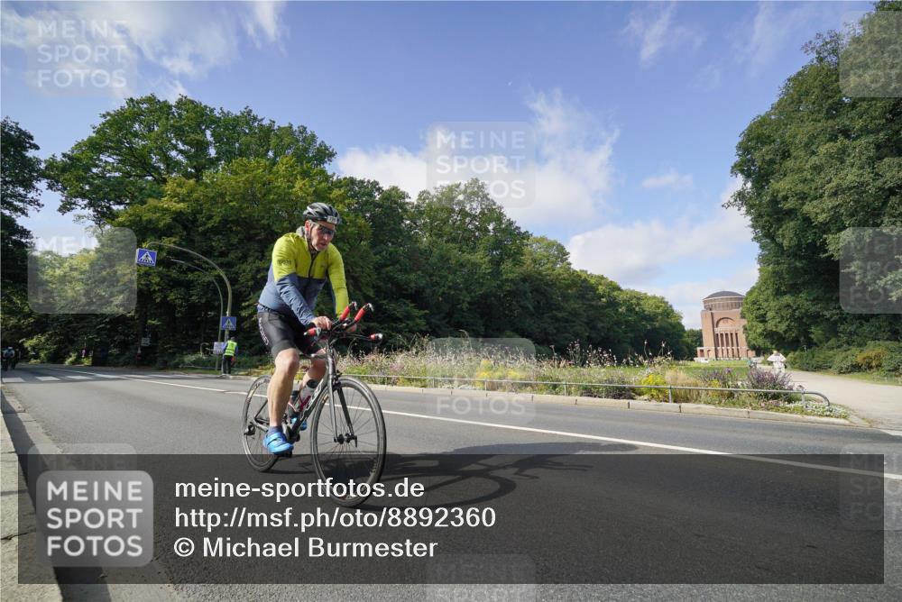14.09.2025 - Stadtparktriathlon Michael Burmester http://msf.ph/oto/8892360 14.09.2025 11:05:29 Radfahren 796, 827, 837, 846, 850, 855, 872, 898 meine-sportfotos.de