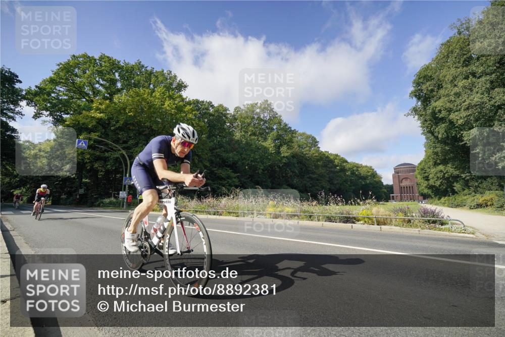 14.09.2025 - Stadtparktriathlon Michael Burmester http://msf.ph/oto/8892381 14.09.2025 11:06:24 Radfahren 791, 800, 873, 889, 917 meine-sportfotos.de