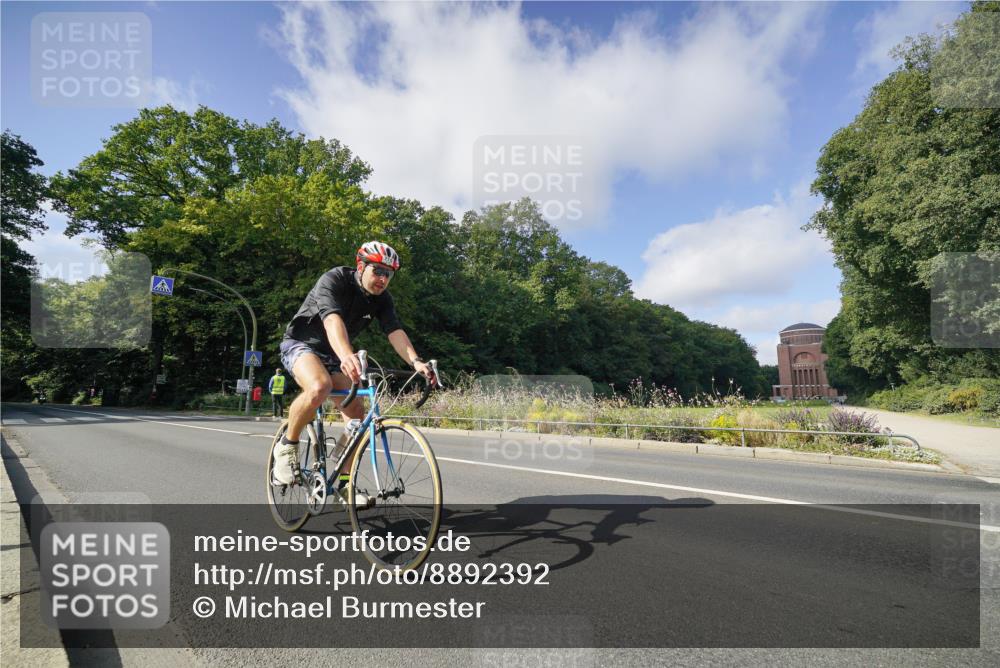 14.09.2025 - Stadtparktriathlon Michael Burmester http://msf.ph/oto/8892392 14.09.2025 11:06:47 Radfahren 775, 862 meine-sportfotos.de