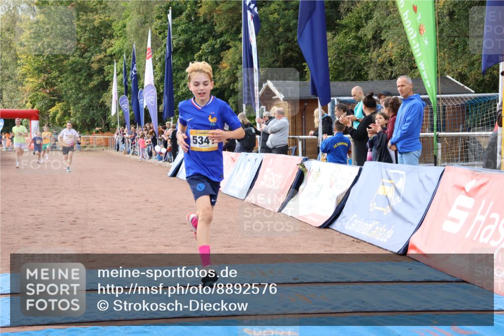 14.09.2025 - Airport Race Strokosch-Dieckow http://msf.ph/oto/8892576 14.09.2025 12:00:44 Ziel 4148, 4149, 5338, 5341, 5404 meine-sportfotos.de